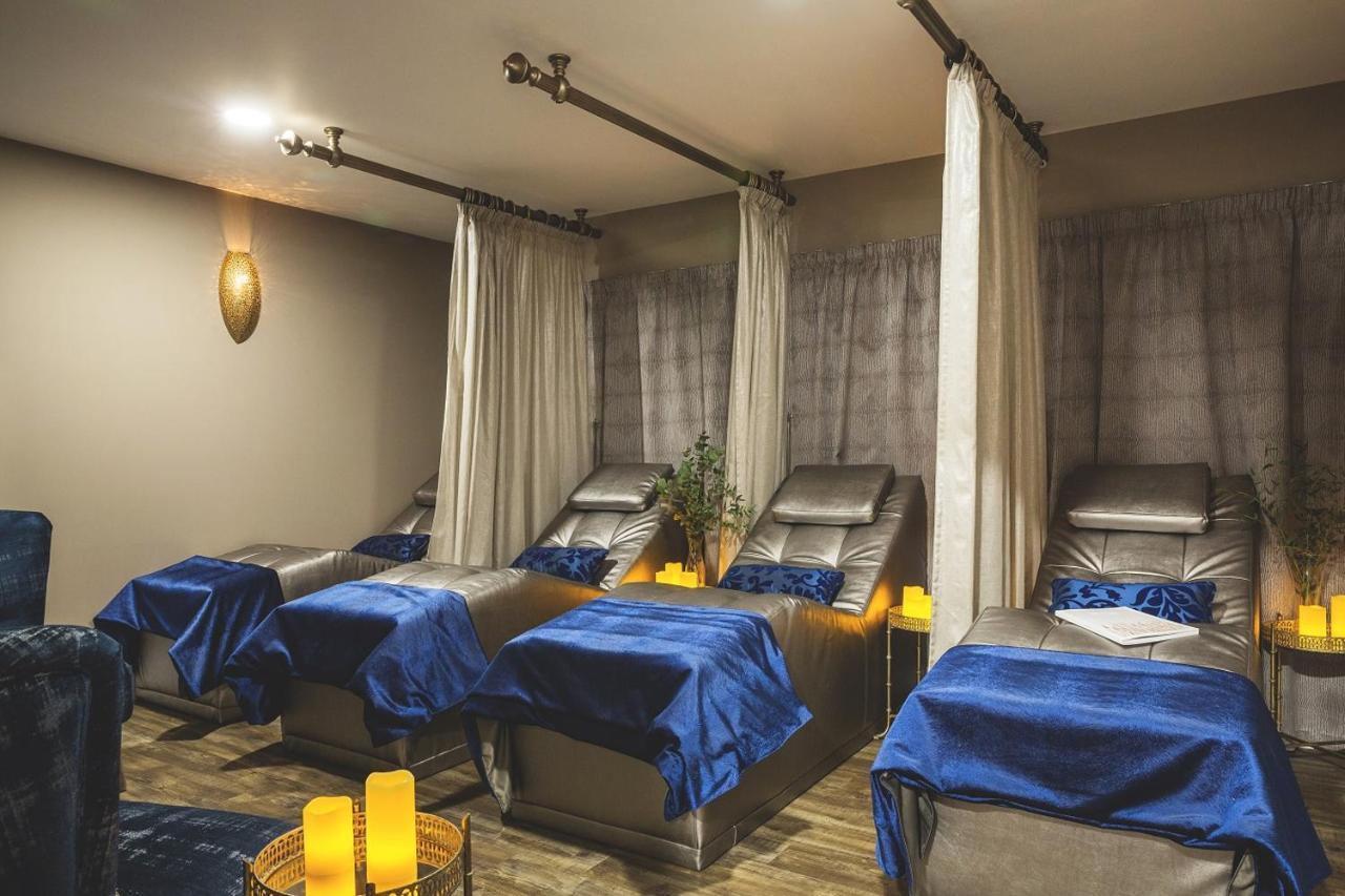 Retallack Resort & Spa Padstow Exterior photo Massage chairs at a spa