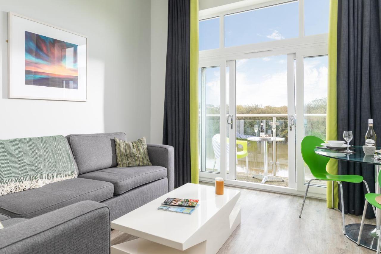 Retallack Resort & Spa Padstow Exterior photo The interior of a serviced apartment in the UK